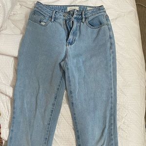 PacSun Light Denim Mom Jeans